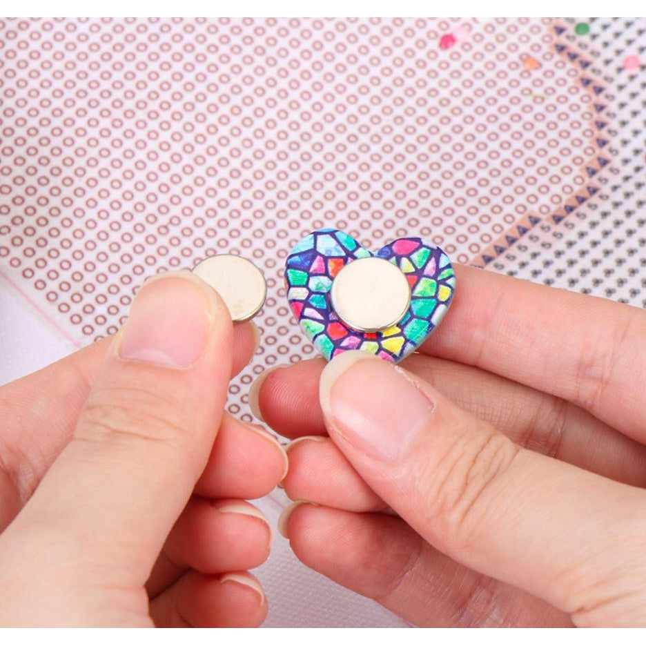 Heart Magnetic Cover Minder-Design One-DiamondArt.ca