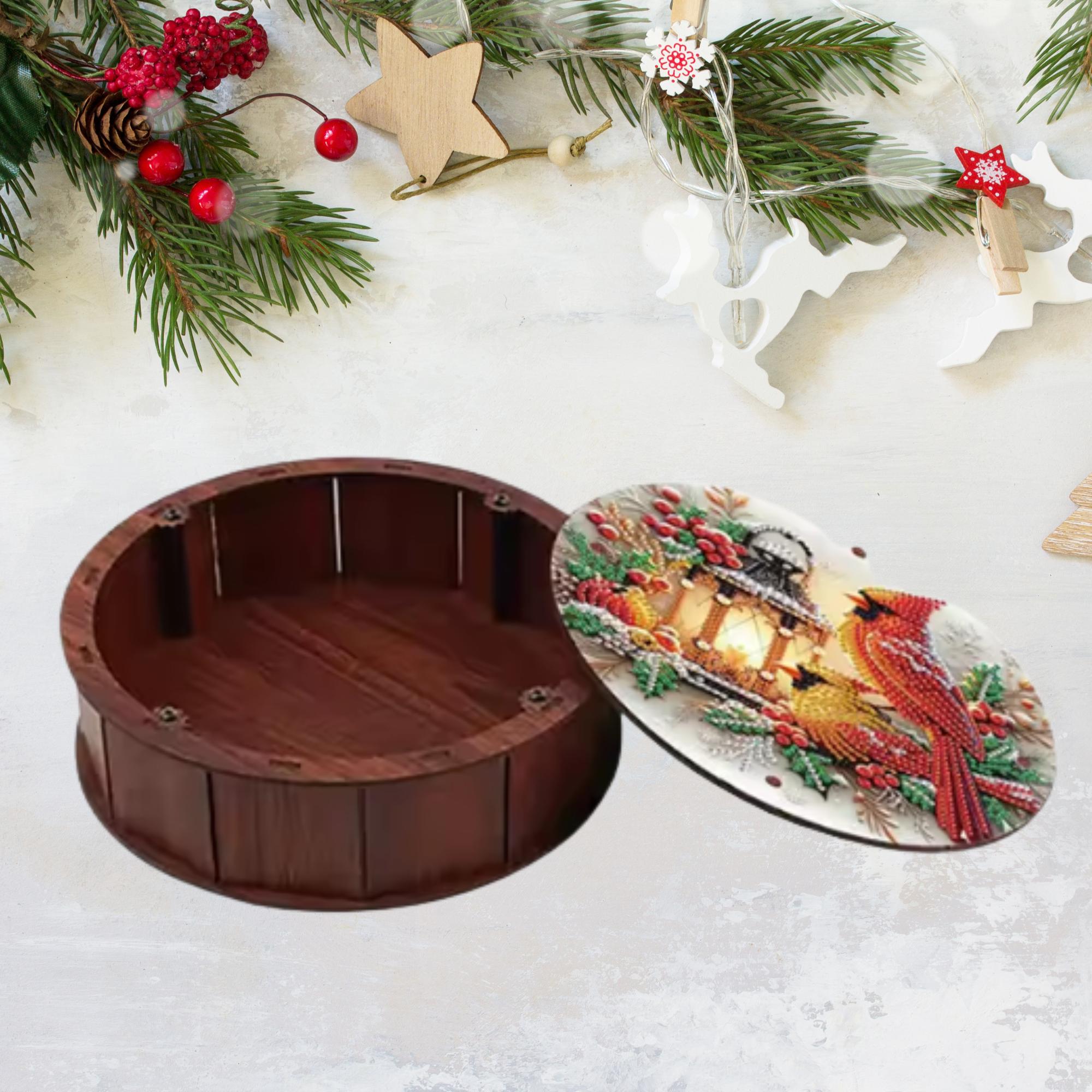 Cardinal Glow Faux Wood Keepsake Box-Special-DiamondArt.ca